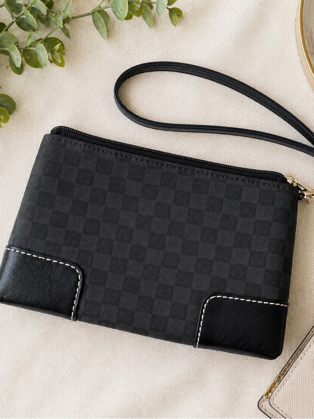 Black Checkered Wristlet Clutch Pouch Detachable Strap 7” x 5”